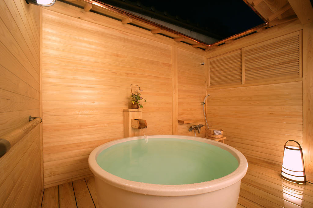 Oyo Hatago Ichiban Hotel Чичибу Екстериор снимка