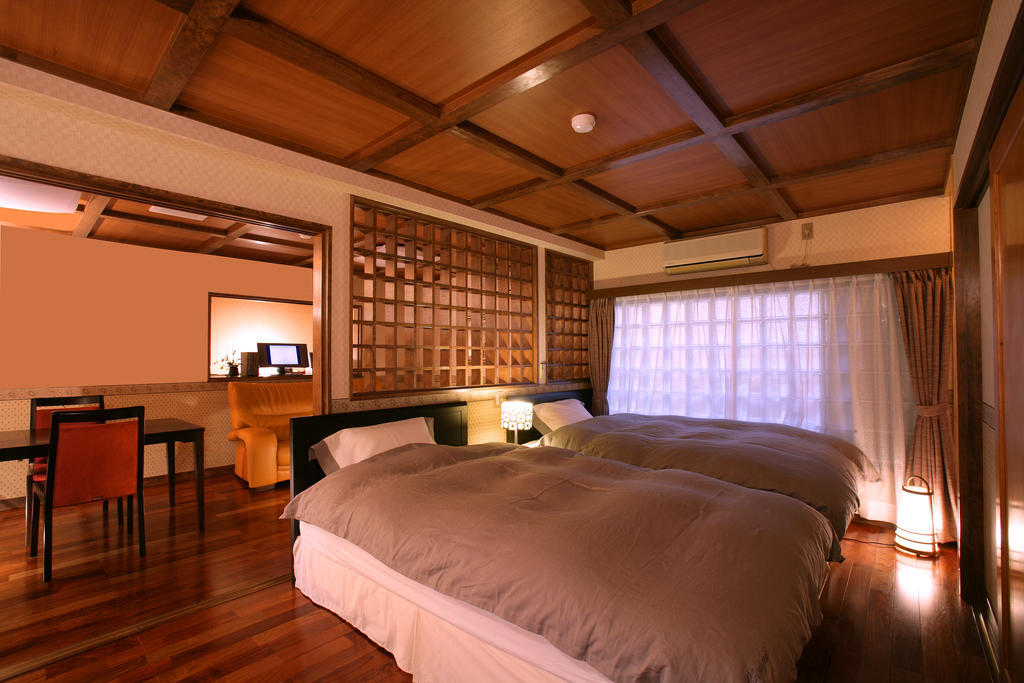 Oyo Hatago Ichiban Hotel Чичибу Стая снимка